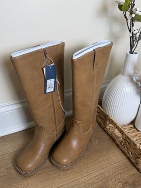 Universal Thread Tan “Mai” Tall Boots